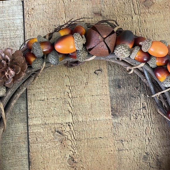 Handmade Fall Acorn Wreath ๐งก - Picture 9 of 9